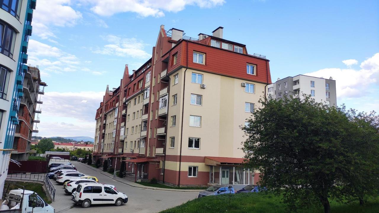 Resa - нові Smart-квартири біля річки Apartment
